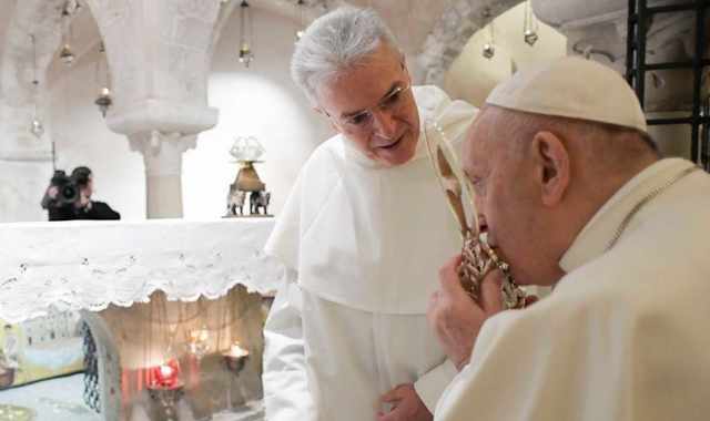 Bari, ecco cosa ha ricevuto in dono Papa Francesco durante la sua visita in citt